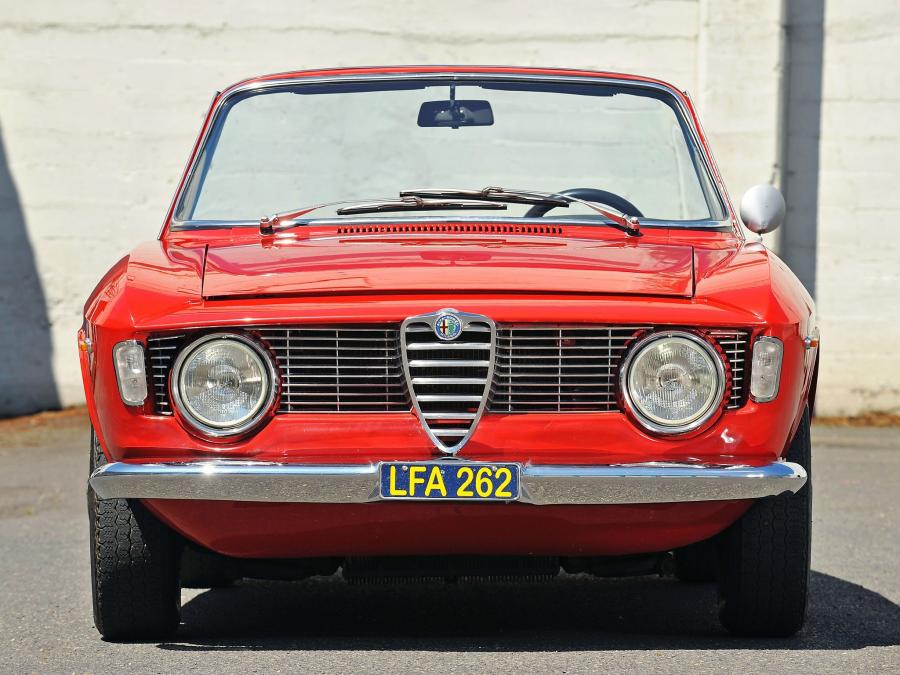  Alfa Romeo Giulia GTC (105.25) 1964 года  (фото 8 из 16)